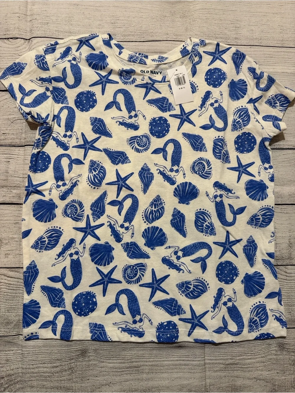 Old Navy White Short Sleeve Shirt with Blue Mermaid & Seashell Print size Small
